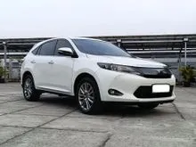 2017 Toyota Harrier 2.0 SUV , LOW KM 94 RB , TOYOTA HARRIER 2.0 L 2017 PUTIH , TERAWAT DAN SIAP PAKAI