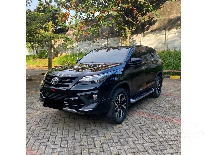 2019 Toyota Fortuner VRZ TRD 4X2 SUV