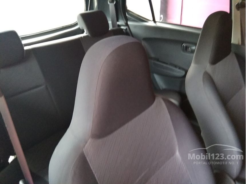 2015 Daihatsu Ayla M Hatchback