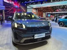 2026 GAC AION V 0.0 Luxury SUV. AION V Luxury, SUV Listrik Futuristik yang Siap Membuat Mobil Lama Terasa Ketinggalan . Aionbybagus