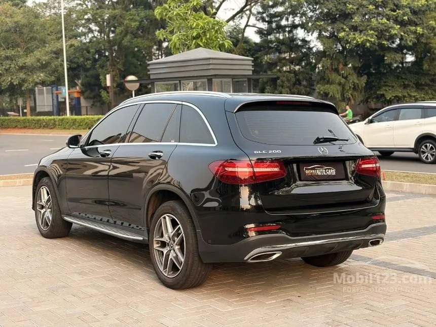2019 Mercedes-Benz GLC200 AMG Line SUV