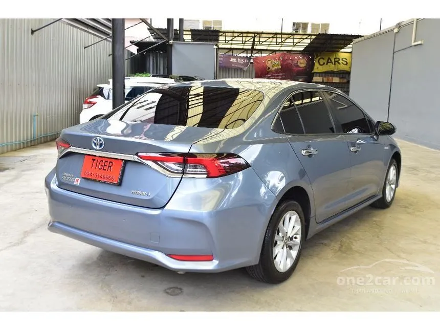 2020 Toyota Corolla Altis Hybrid Entry Sedan