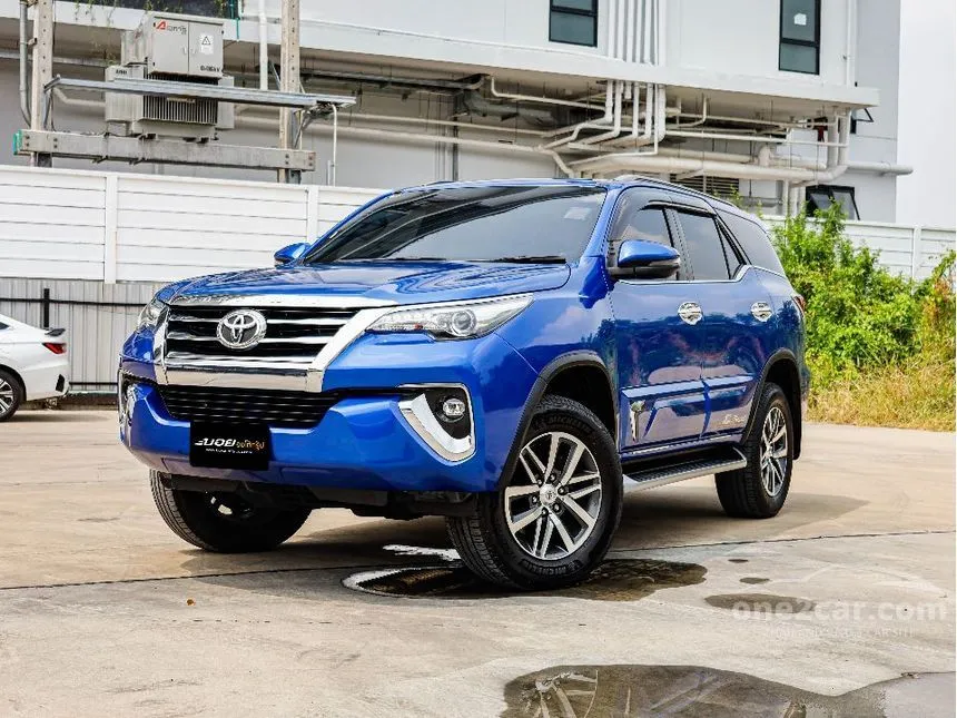2017 Toyota FORTUNER V SUV