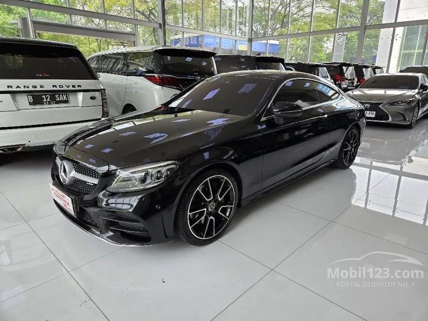 2019 Mercedes-Benz C300 AMG Line Coupe