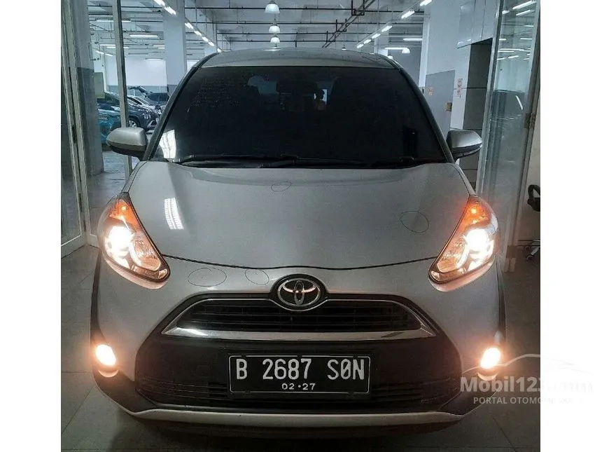 Jual Mobil Toyota Sienta 2017 V 1.5 di Jawa Barat Automatic MPV Silver Rp 170.000.000