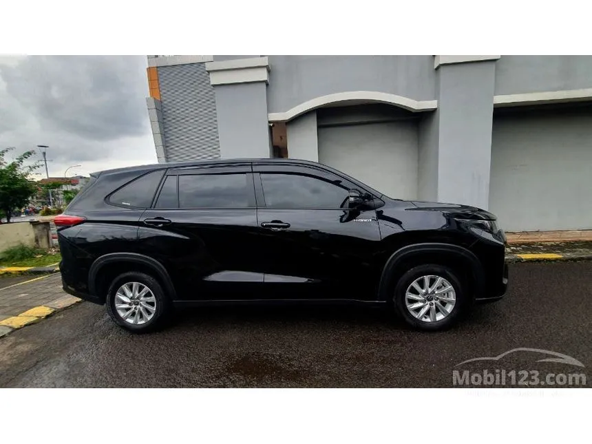 2024 Toyota Kijang Innova Zenix G HV (Non Premium Color) MPV