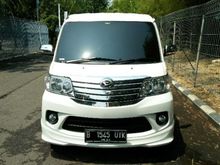 Daihatsu Luxio X manual, Th 2015