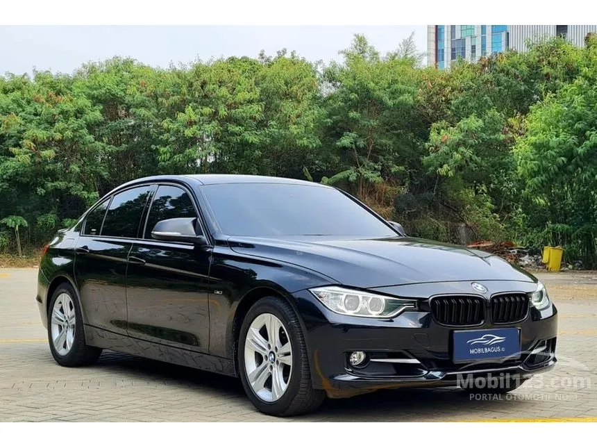 Jual Mobil BMW 320d 2013 Modern 2.0 di DKI Jakarta Automatic Sedan Hitam Rp 289.000.000