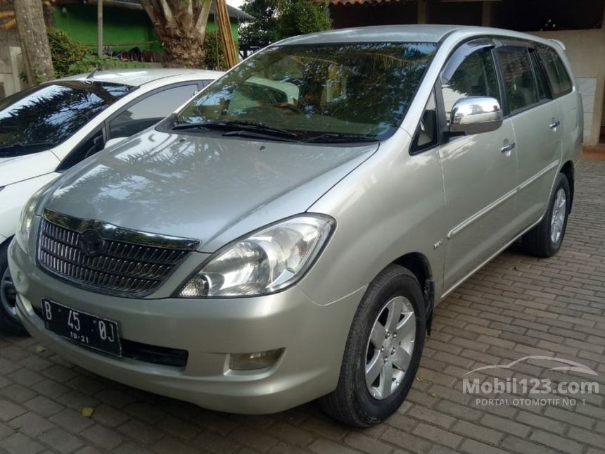 Kijang Innova 2006 Tipe G: Legenda yang Tak Lekang Oleh Waktu