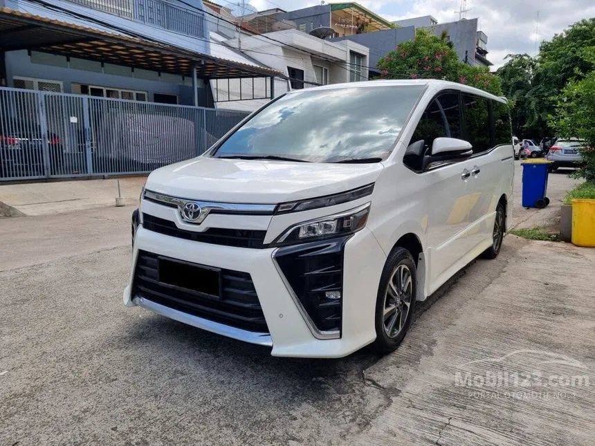 Jual Mobil Toyota Voxy 2018 2.0 di DKI Jakarta Automatic Wagon Putih Rp 338.000.000