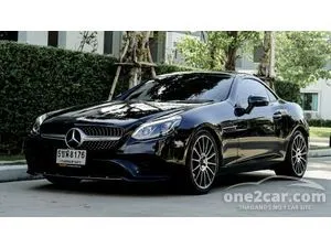 2017 Mercedes-Benz SLC300 2.0 AMG Dynamic Convertible