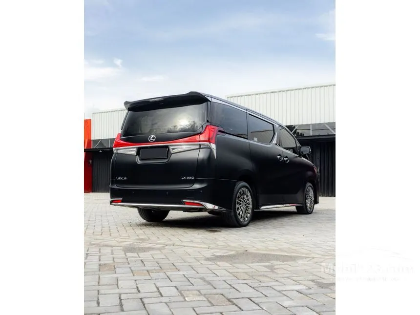 2021 Lexus LM 350 4 Seater MPV