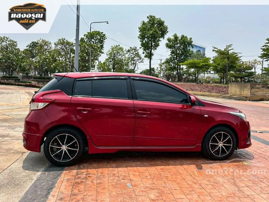 2017 Toyota YARIS J Hatchback