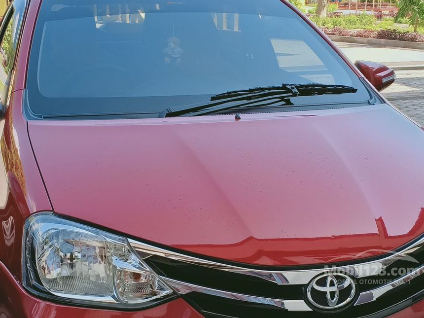 2016 Toyota Etios Valco TOM'S Edition Hatchback