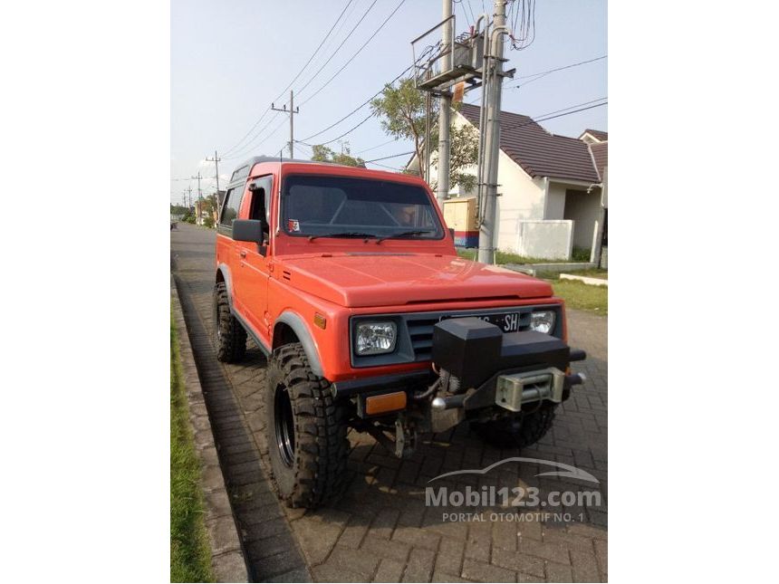 Jual Mobil Suzuki Katana 1991 1.0 di Jawa Timur Manual 