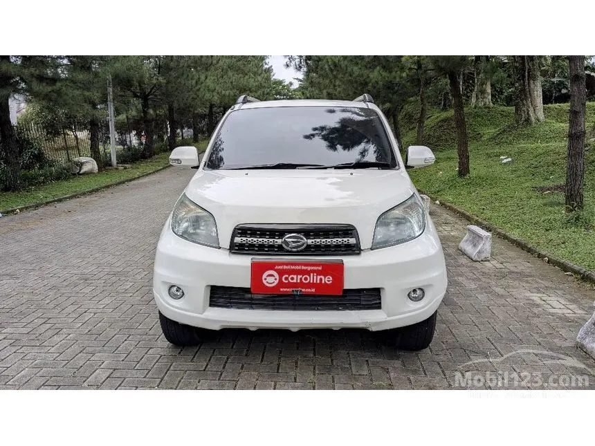 Jual Mobil Daihatsu Terios 2013 TS 1.5 di Jawa Barat Manual SUV Putih Rp 108.000.000
