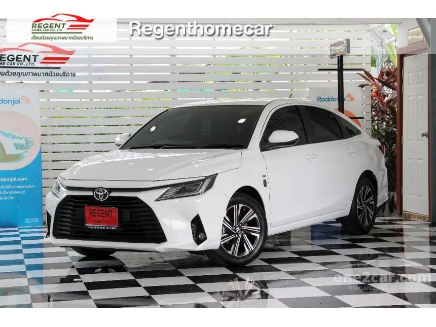 2022 Toyota Yaris Ativ Sport Sedan
