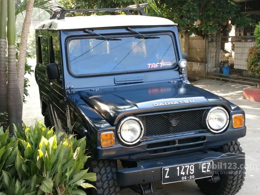 Jual Mobil Daihatsu Taft 1980 2.5 Diesel 2.5 di Jawa Barat Manual Biru 