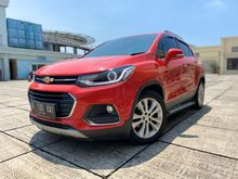 2017 Chevrolet Trax 1.4 LTZ SUV warna merah MULUS sekali siap pake Pajak April 2021 Panjang Mulus