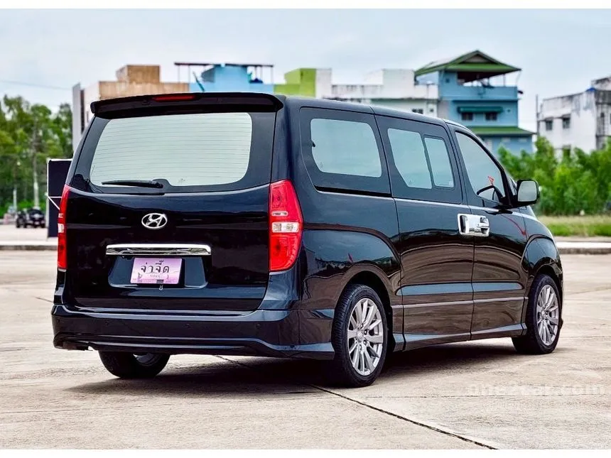 2016 Hyundai H-1 Deluxe Van