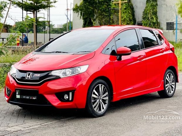  Honda  Jazz  RS Mobil  bekas  dijual  di Lamongan  Jawa timur 