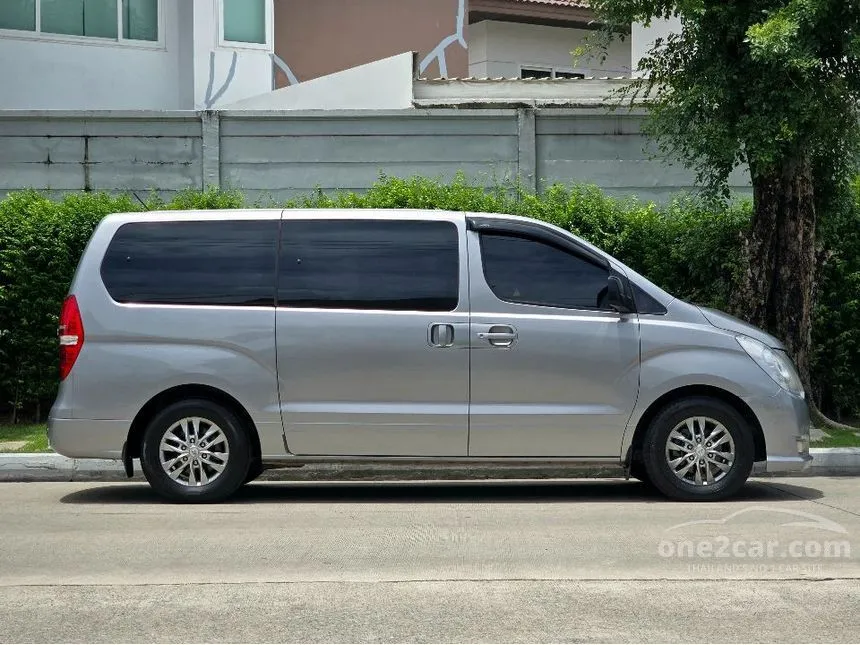 2016 Hyundai H-1 Touring Van