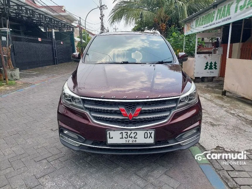 Jual Mobil Wuling Cortez 2018 L Lux+ 1.8 di Jawa Timur Automatic MPV Merah Rp 139.000.000