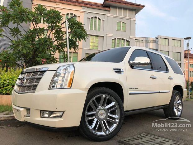 Escalade - Cadillac Murah - 17 mobil dijual di Indonesia 