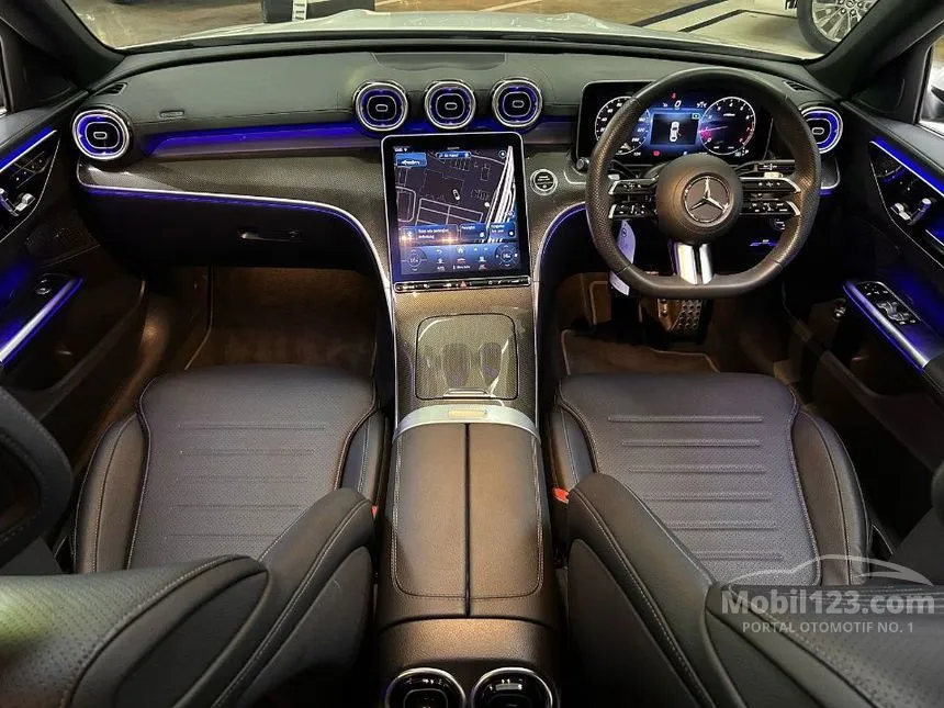 2024 Mercedes-Benz C300 AMG Line Sedan