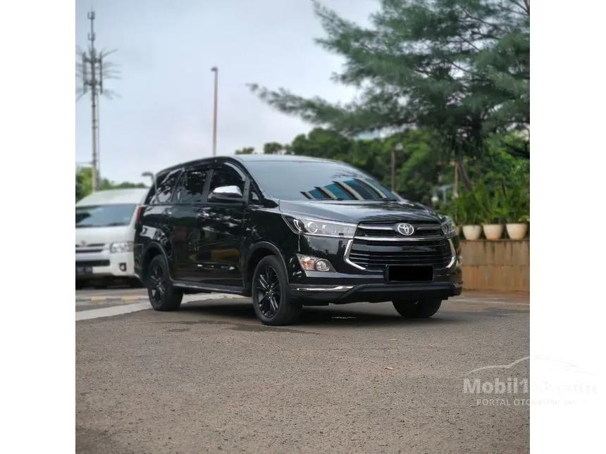 Jual Mobil Toyota Kijang Innova 2018 Venturer 2.4 di DKI Jakarta Automatic MPV Hitam Rp 369.000.000