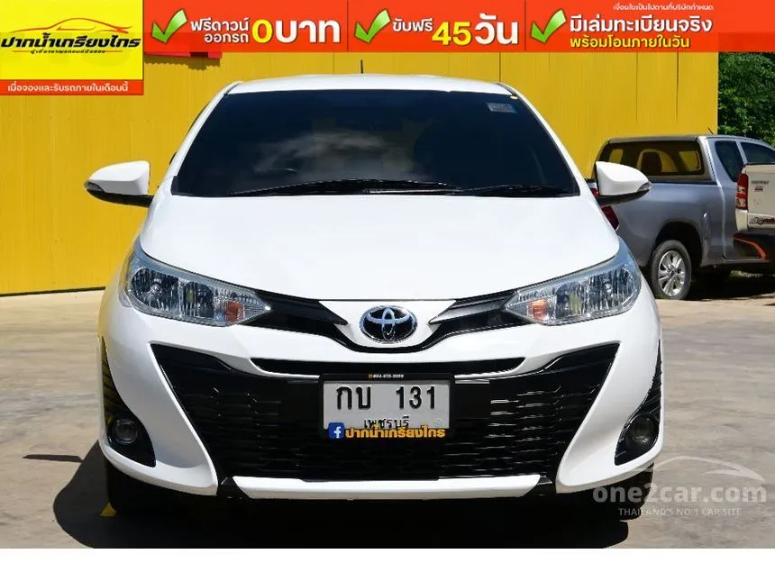 2019 Toyota YARIS E Hatchback