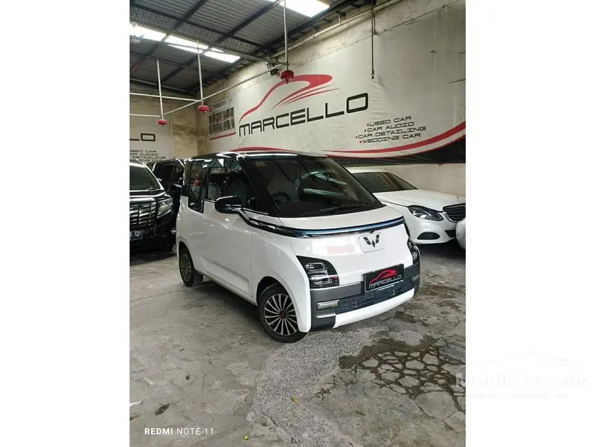 Jual Mobil Wuling Air EV 2022 Long Range di Jawa Timur Automatic Hatchback Putih Rp 175.000.000