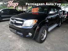 2007 Toyota Hilux 2.5 G Pickup Truck -- WELL MAINTAINED --