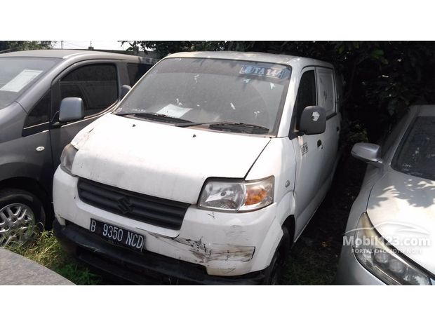 Suzuki Apv Blind Van High Mobil bekas dijual di Indonesia 