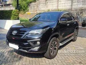 2017 Toyota Fortuner 2.4 TRD 4X2 SUV