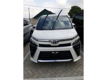 2018 Toyota Voxy 2.0 R80 Wagon