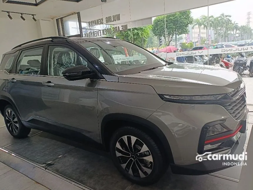 2024 Wuling Almaz RS Hybrid Wagon