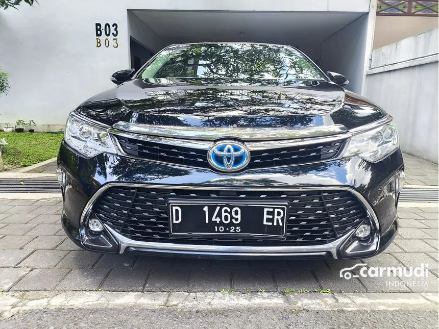 Jual Mobil Toyota Camry 2017 Hybrid 2.5 di Jawa Barat Automatic Sedan Hitam Rp 290.000.000