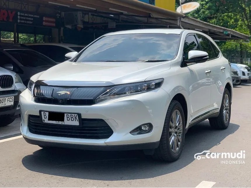 2014 Toyota Harrier SUV