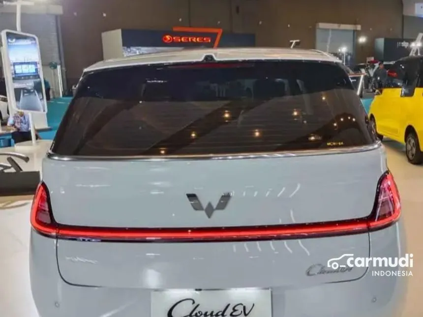 2024 Wuling Cloud EV EV Hatchback