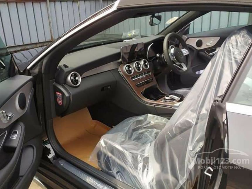 2020 Mercedes-Benz A200 Progressive Line Hatchback