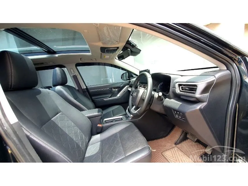 2023 Toyota Kijang Innova Zenix Q HV TSS Modellista (Non Premium Color) MPV
