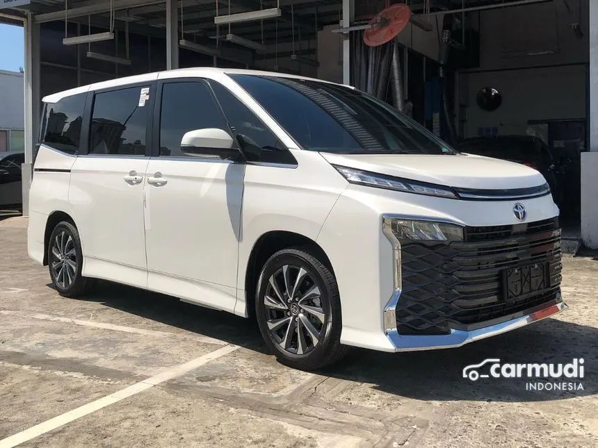 2024 Toyota Voxy Van Wagon