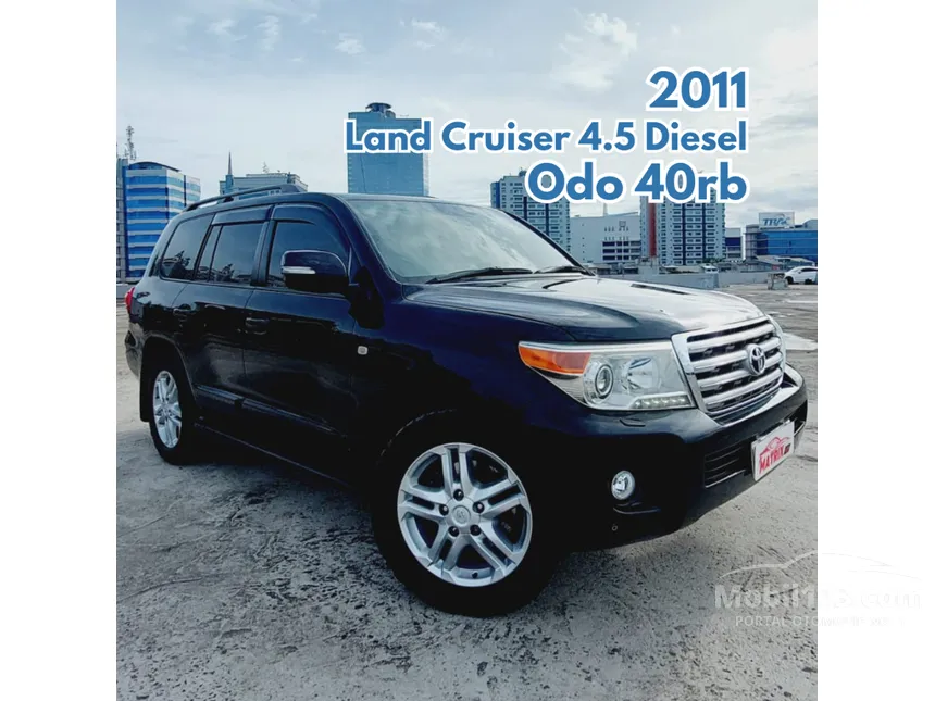 Jual Mobil Toyota Land Cruiser 2011 Full Spec E 4.5 di DKI Jakarta Automatic SUV Hitam Rp 825.000.000