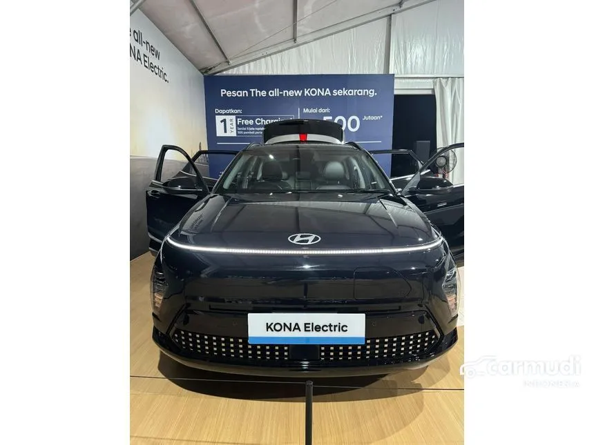 Jual Mobil Hyundai Kona 2024 Electric Standard Range Style di Jawa Barat Automatic Wagon Hitam Rp 499.000.000