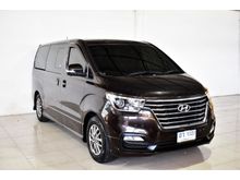 2019 Hyundai H-1 2.5 (ปี 18-24) Deluxe Van