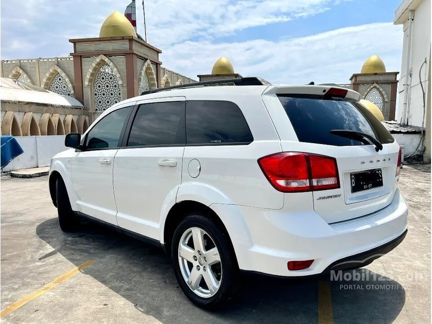 2011 Dodge Journey SXT Luxury SUV