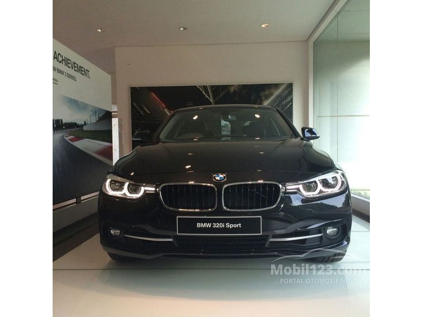 Jual Mobil  BMW 320i 2019 Sport  2 0 di DKI Jakarta  