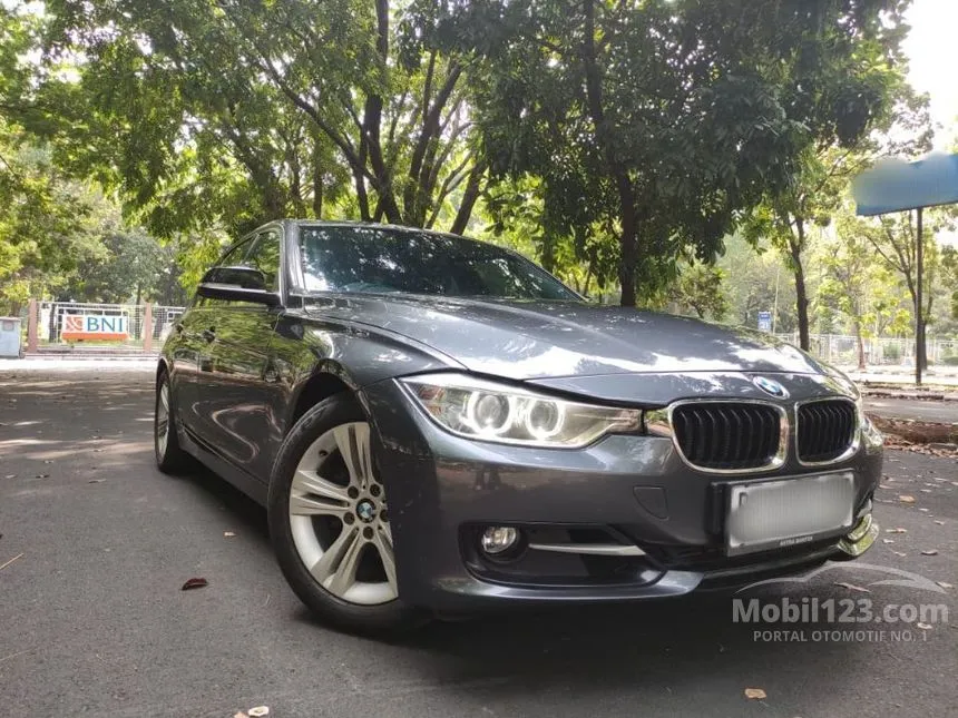 2014 BMW 320i Sport Sedan