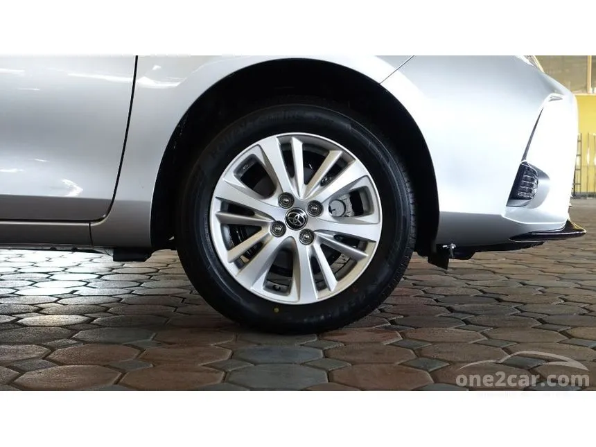 2021 Toyota Yaris Ativ Entry Sedan